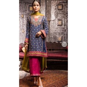 Pakistan/Indian dress- shalwar kameez